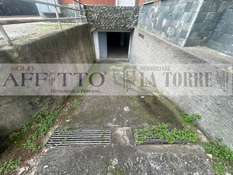 Box in Vendita a Alessandria, 13'000€, 65 m²