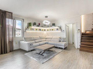 Quadrilocale in Vendita a Bergamo, 249'000€, 150 m²