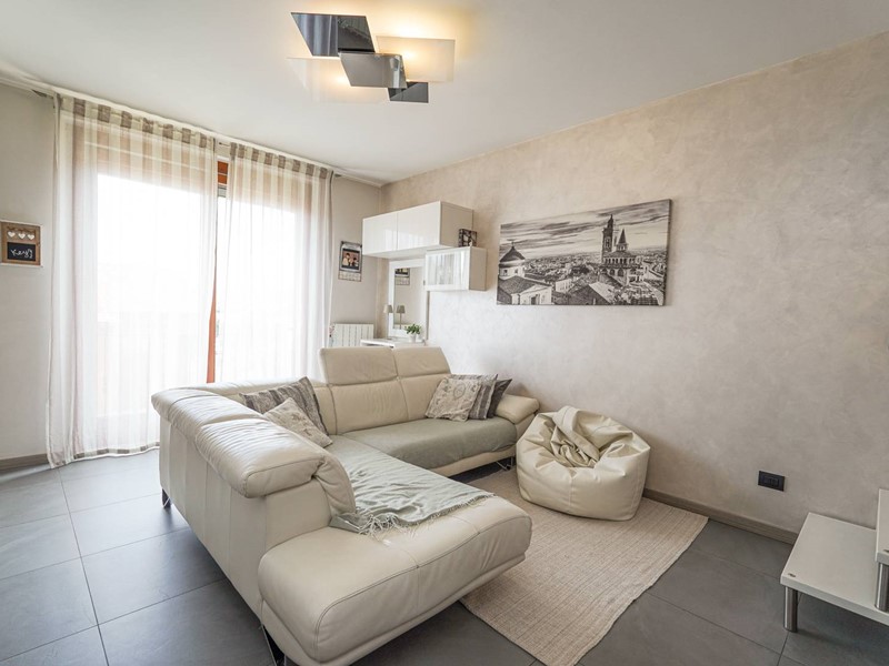 Quadrilocale in Vendita a Valbrembo, 285'000€, 144 m²