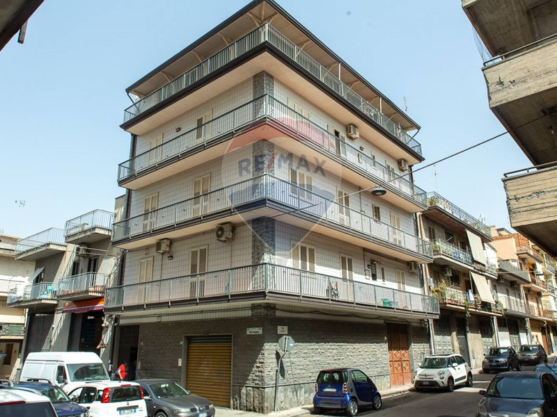 Appartamento in Vendita a Paternò, 110'000€, 140 m²