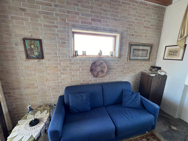 Trilocale in Vendita a Fermo, 105'000€, 130 m²