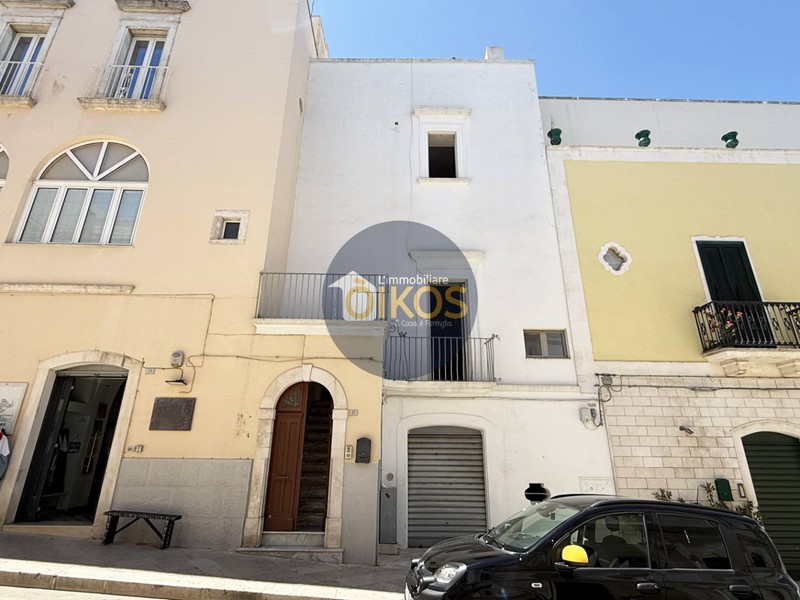 Appartamento in Vendita a Locorotondo, 375'000€, 200 m²