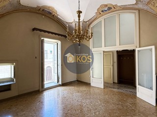 Appartamento in Vendita a Locorotondo, 375'000€, 200 m²