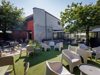 Attività commerciale in Vendita a Macomer, 270'000€, 362 m²