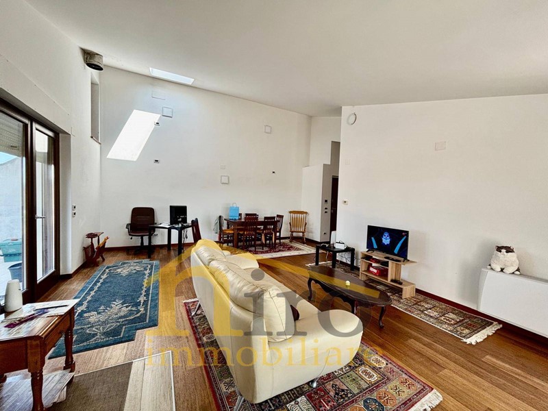 Attico in Vendita a Miglianico, 260'000€, 125 m²