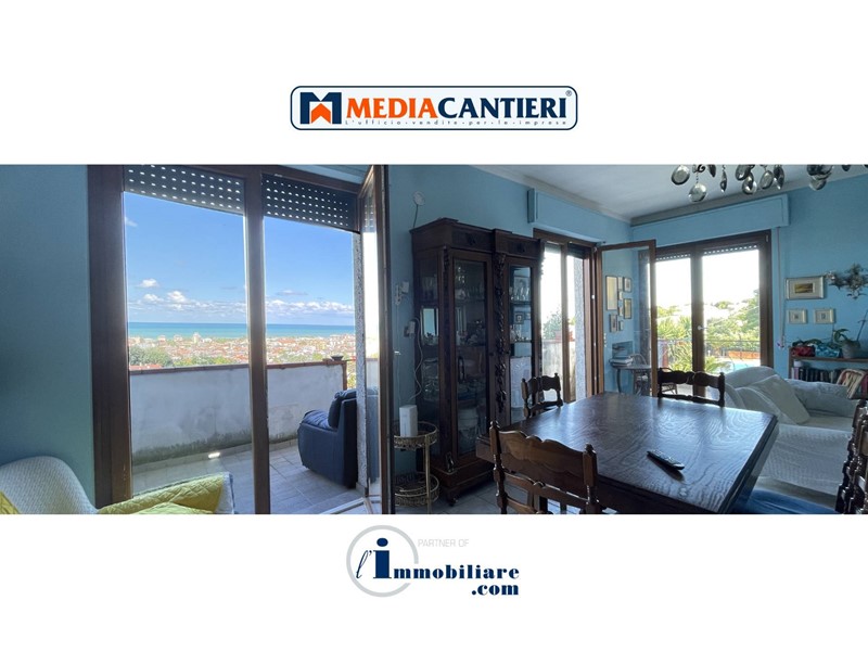 Villa in Vendita a Montesilvano, 500'000€, 362 m²