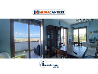 Villa in Vendita a Montesilvano, 500'000€, 362 m²