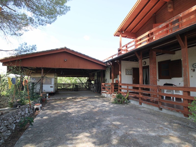 Villa in Vendita a Noto, 165'000€, 142 m²