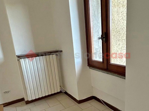 Bilocale in Affitto a Arona, 590€, 40 m², arredato