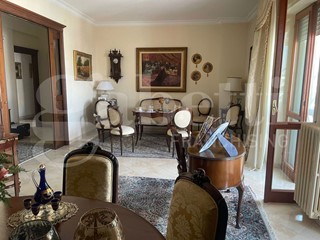 Appartamento in Vendita a Barletta, 335'000€, 165 m²