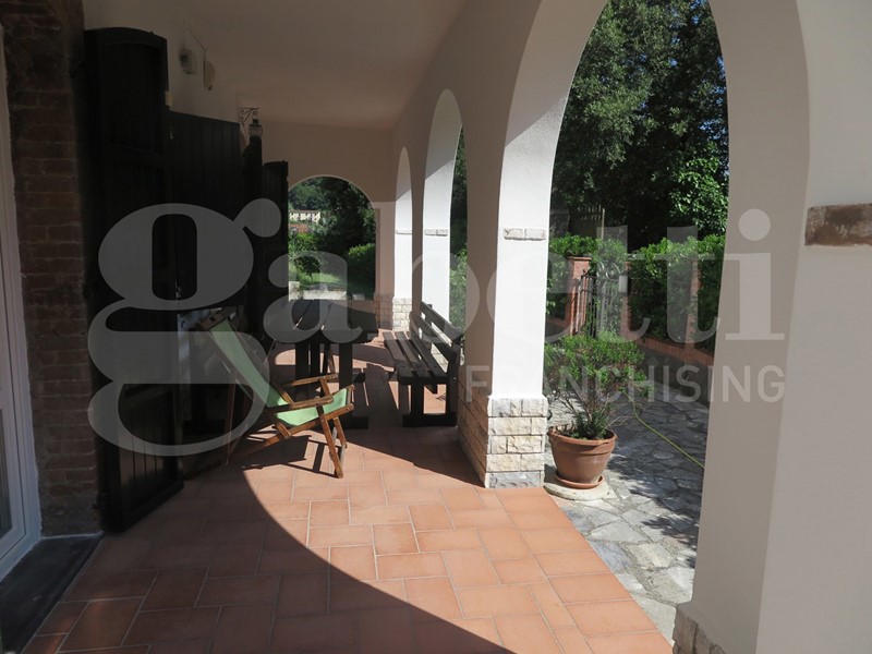Villa bifamiliare in Vendita a Ameglia, 980'000&euro;, 320 m², arredato