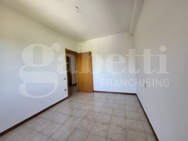 Quadrilocale in Vendita a Gubbio, 128'000&euro;, 120 m²