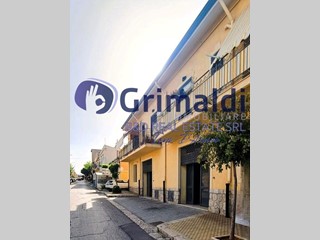 Negozio in Vendita a Santa Flavia, 145'000€, 115 m²