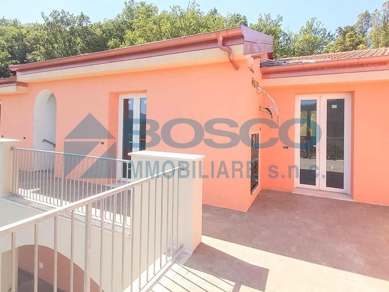 Bilocale in Vendita a Beverino, zona Beverino, 100'000€, 51 m², arredato