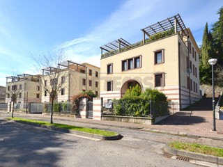 Box in Vendita a Valdagno, zona CENTRO, 16'000€, 18 m², con Box