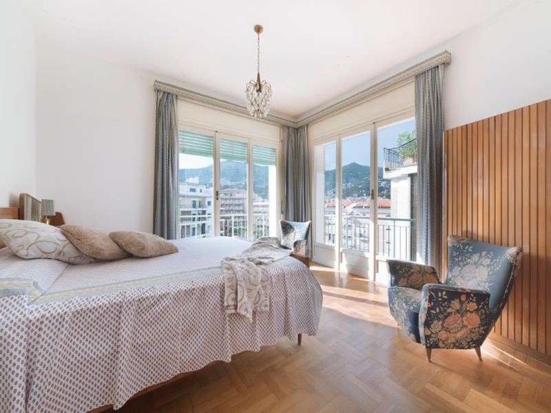 Appartamento in Vendita a Alassio, 850'000€, 130 m², arredato