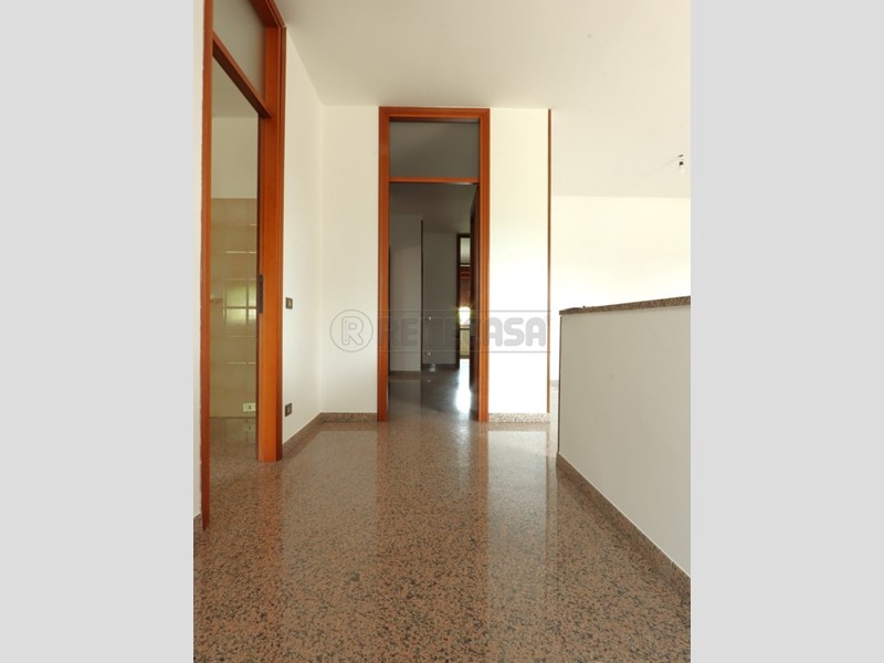 Appartamento in Affitto a Vicenza, 730€, 165 m²
