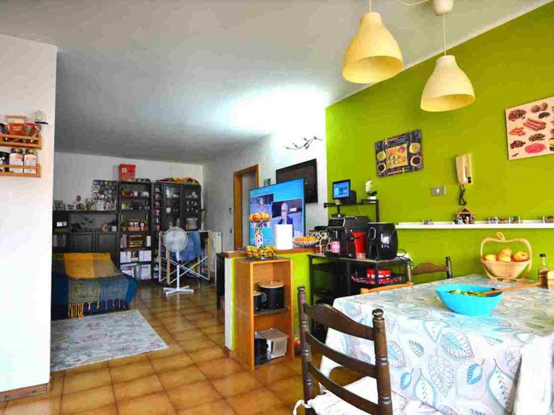 Trilocale in Vendita a Trento, 245'000€, 90 m²