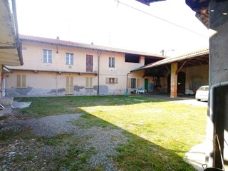 Quadrilocale in Vendita a San Germano Vercellese, 33'000€, 80 m², con Box