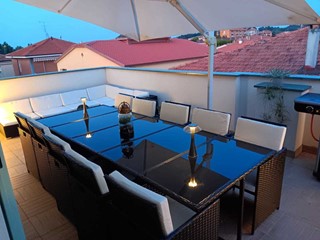 Casa Semi Indipendente in Vendita a Senigallia, 300'000€, 68 m², arredato, con Box