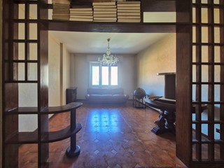 Appartamento in Vendita a Arcola, 125'000€, 112 m², con Box