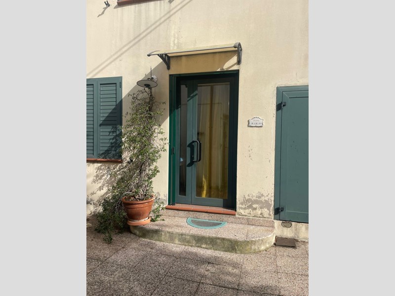 Casa Semi Indipendente in Vendita a Gemmano, 140'000&euro;, 220 m²