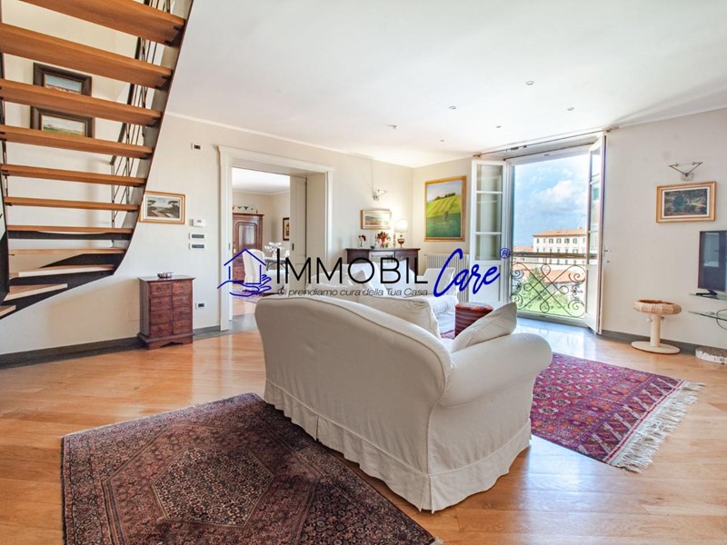 Appartamento in Vendita a Livorno, 490'000€, 215 m²