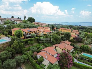 Trilocale in Vendita a Soiano Del Lago, 440'000€, 113 m²