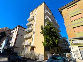 Appartamento in Vendita a San Benedetto del Tronto, 315'000€, 120 m²