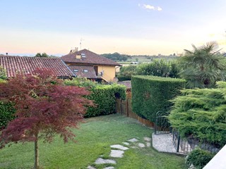 Casa Semi Indipendente in Vendita a Pecetto Torinese, 395'000€, 200 m²