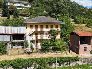 Casa Indipendente in Vendita a Cuorgnè, 148'000€, 170 m²