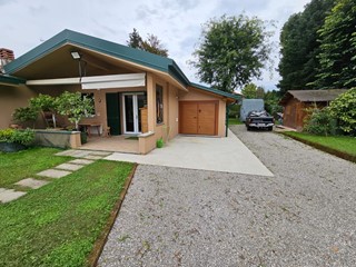 Villa in Vendita a Briosco, 438'000€, 130 m²