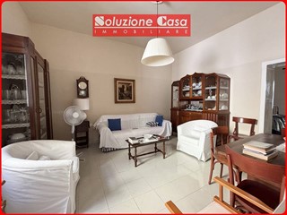 Casa Indipendente in Vendita a Canosa di Puglia, 85'000€, 80 m²