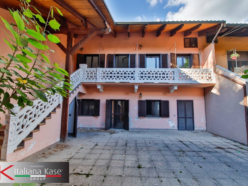 Casa Semi Indipendente in Vendita a Foglizzo, 79'000€, 155 m²