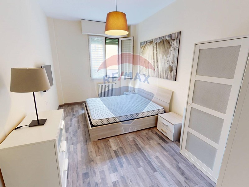 Bilocale in Affitto a Milano, 950€, 60 m²