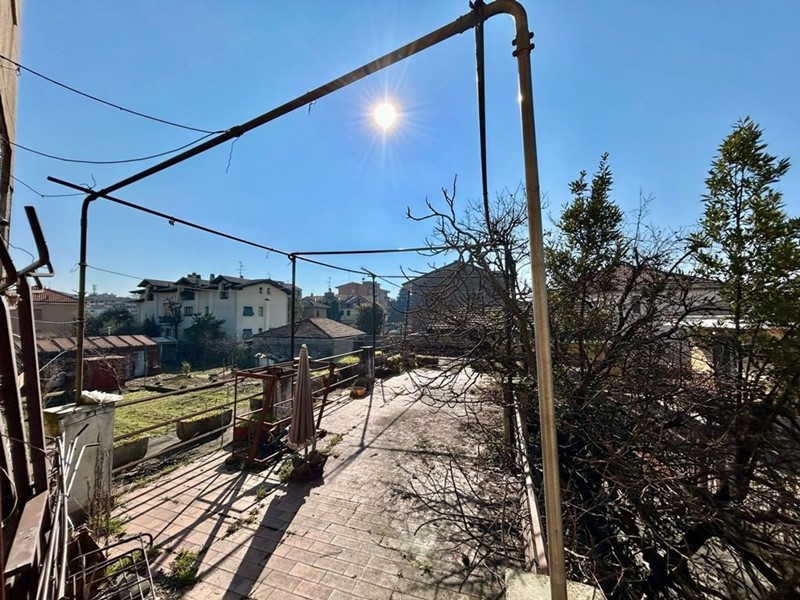 Villa in Vendita a Nova Milanese, 370'000€, 200 m²