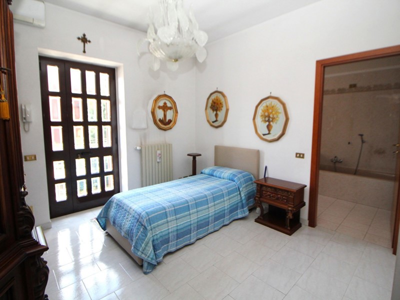 Appartamento in Vendita a Legnano, 377'000€, 283 m²