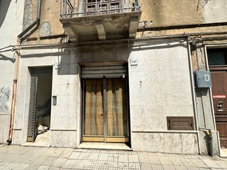 Quadrilocale in Vendita a Barcellona Pozzo di Gotto, 43'000€, 100 m²