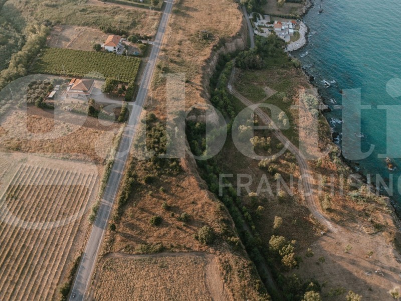 Terreno edificabile in Vendita a Vasto, 600'000&euro;, 12400 m²
