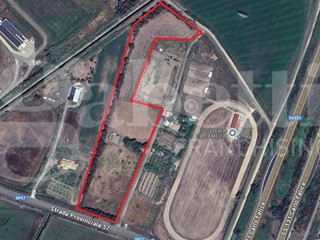 Terreno agricolo in Vendita a Oristano, 100'000€, 13485 m²