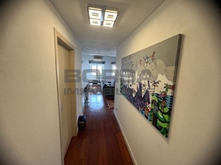 Trilocale in Vendita a Livorno, 185'000€, 70 m²