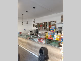 Attività commerciale in Vendita a Genova, zona Cornigliano, 42'000€, 60 m²