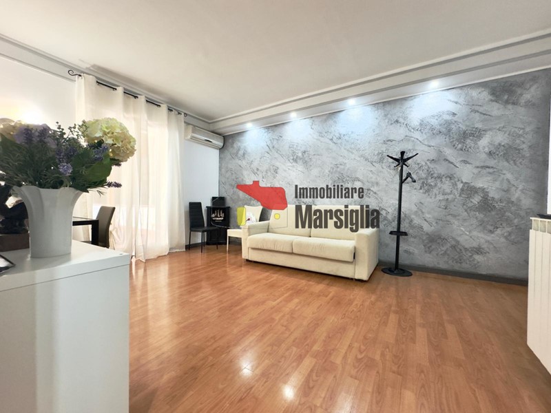 Trilocale in Vendita a Sanremo, 169'000€, 70 m², arredato