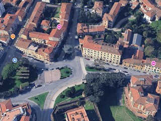 Negozio in Affitto a Pisa, 850€, 62 m²