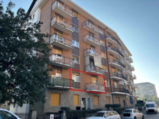 Trilocale in Vendita a Collegno, 67'500€, 77 m²