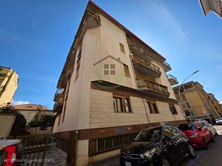 Quadrilocale in Vendita a Ascoli Piceno, 99'000€, 90 m²