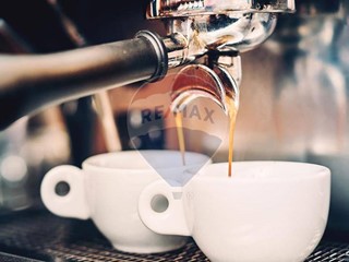 Attività commerciale in Vendita a Santeramo in Colle, 100 m²