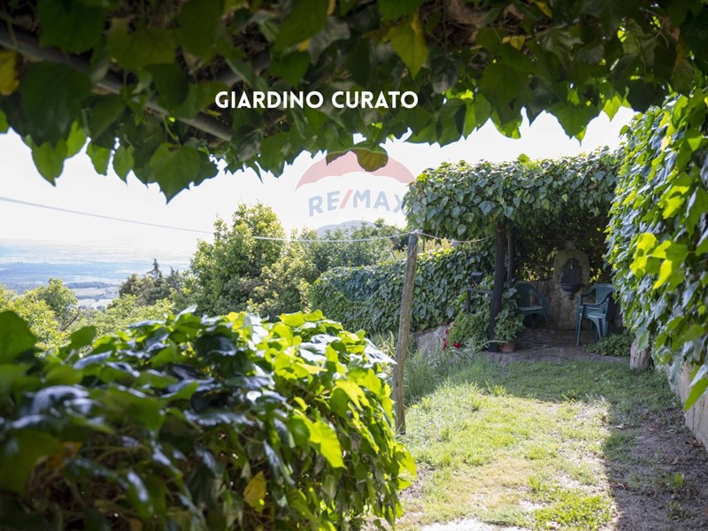 Trilocale in Vendita a Roccastrada, 79'000€, 67 m²