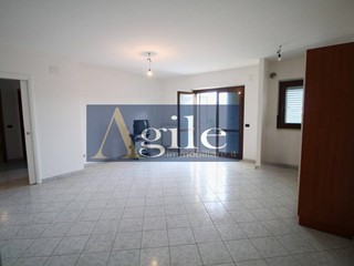 Appartamento in Vendita a Castel di Lama, 177'000€, 129 m²