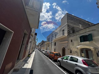 Trilocale in Vendita a Matera, 149'000€, 140 m²